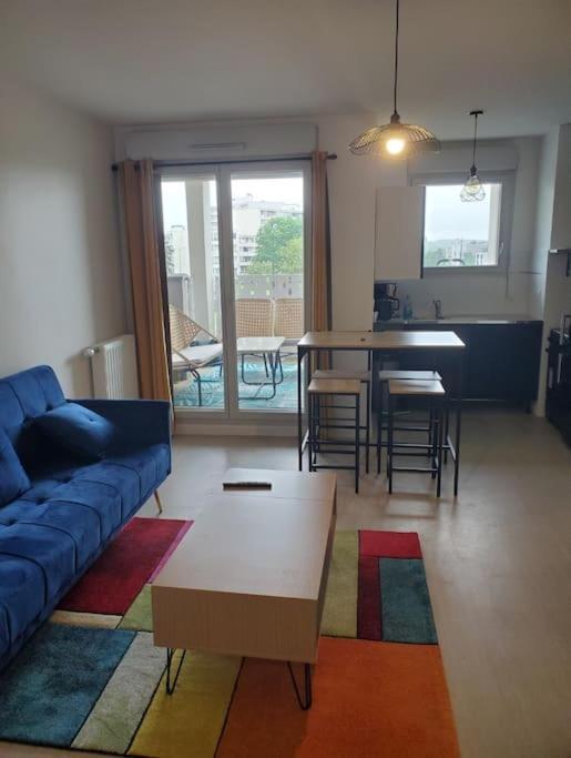 Apartment La Royaute A 22 Min De Disneyland Et Center Parcs