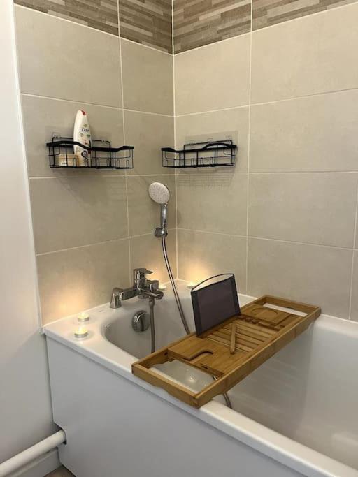 Apartment La Royaute A 22 Min De Disneyland Et Center Parcs